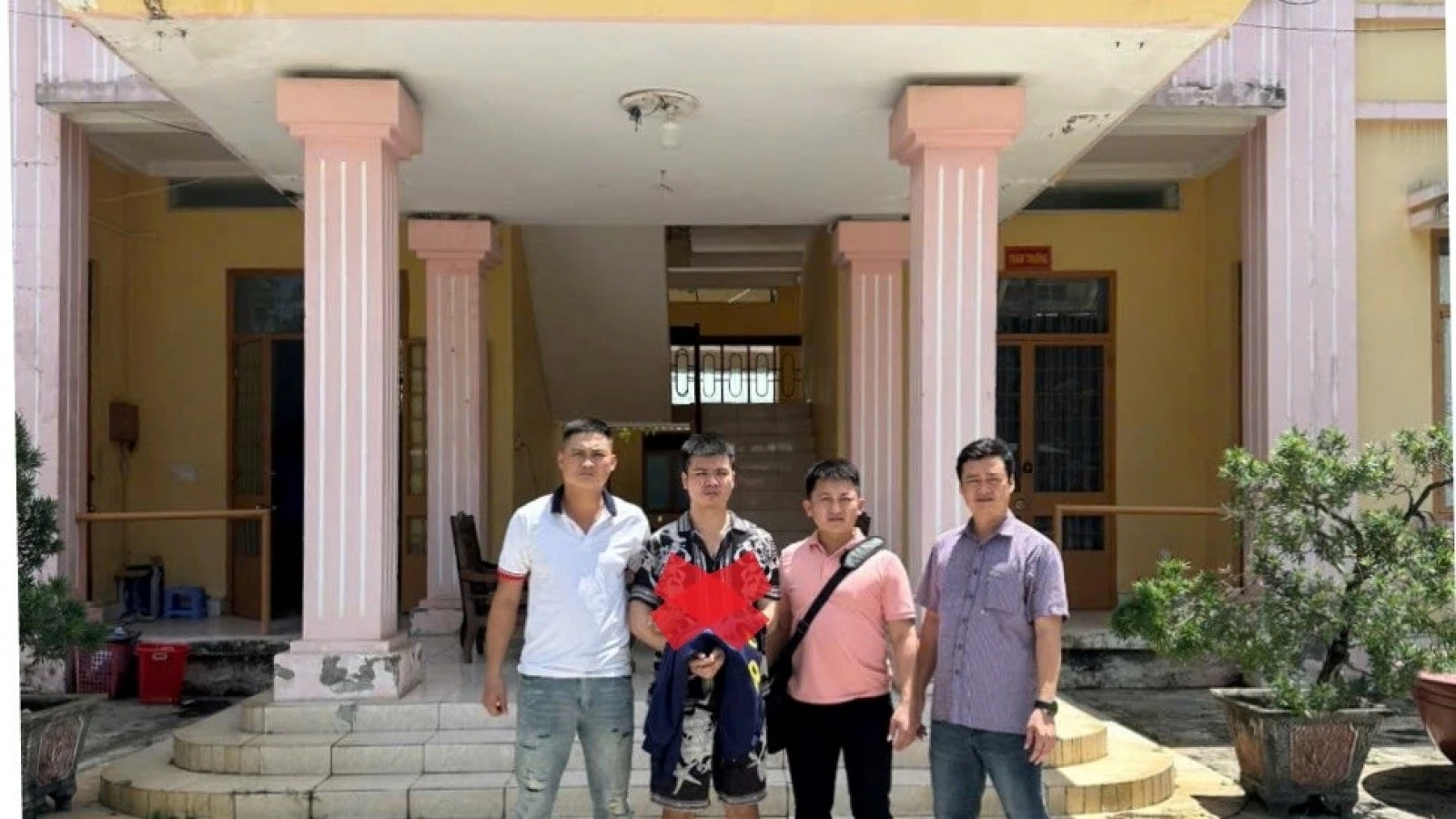 Bắt đối tượng truy nã liên quan đường dây lừa đảo từ Campuchia tại Mộc Bài